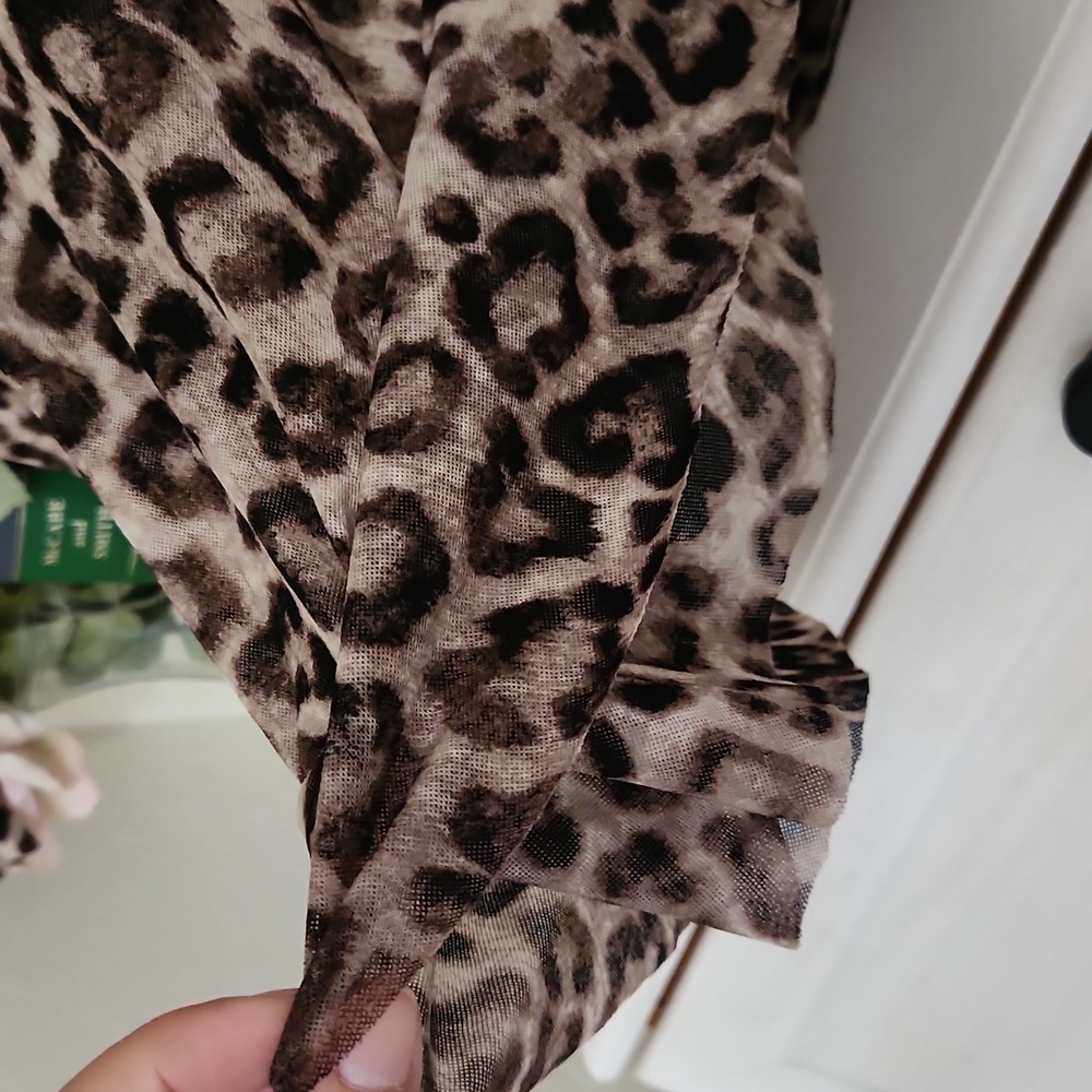 Chicos Leopard print sheer Top Tunic waterfall hem Career Contemporary - Picture 10 of 12